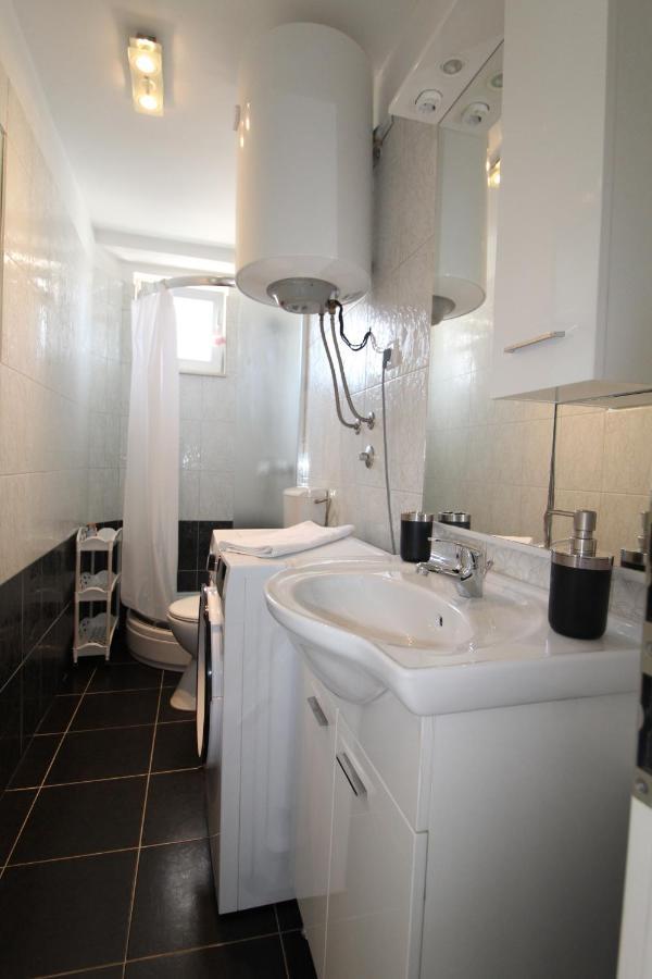 Apartment Matijas, 3 Bedroom Apt With Terrace And Parking 斯普利特 外观 照片