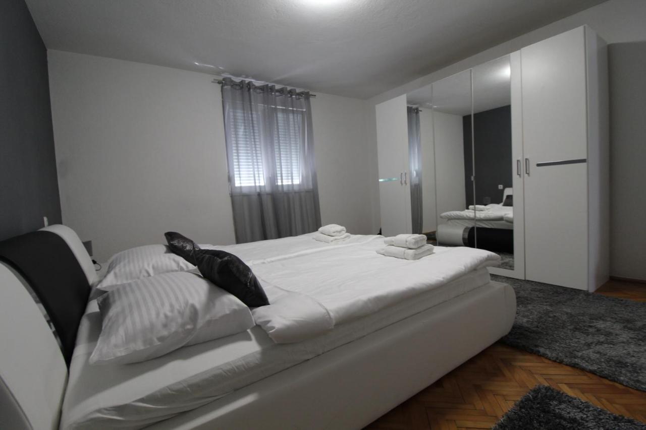 Apartment Matijas, 3 Bedroom Apt With Terrace And Parking 斯普利特 外观 照片