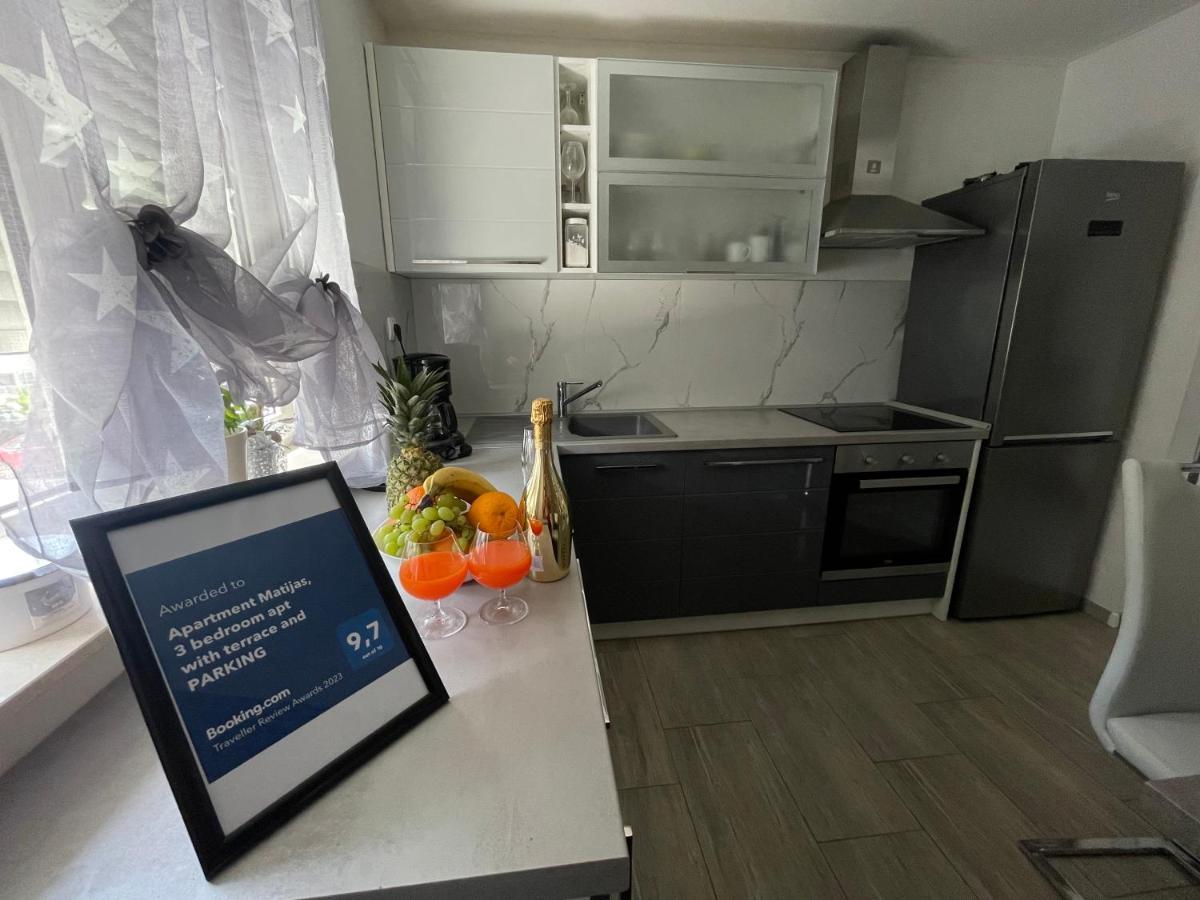 Apartment Matijas, 3 Bedroom Apt With Terrace And Parking 斯普利特 外观 照片